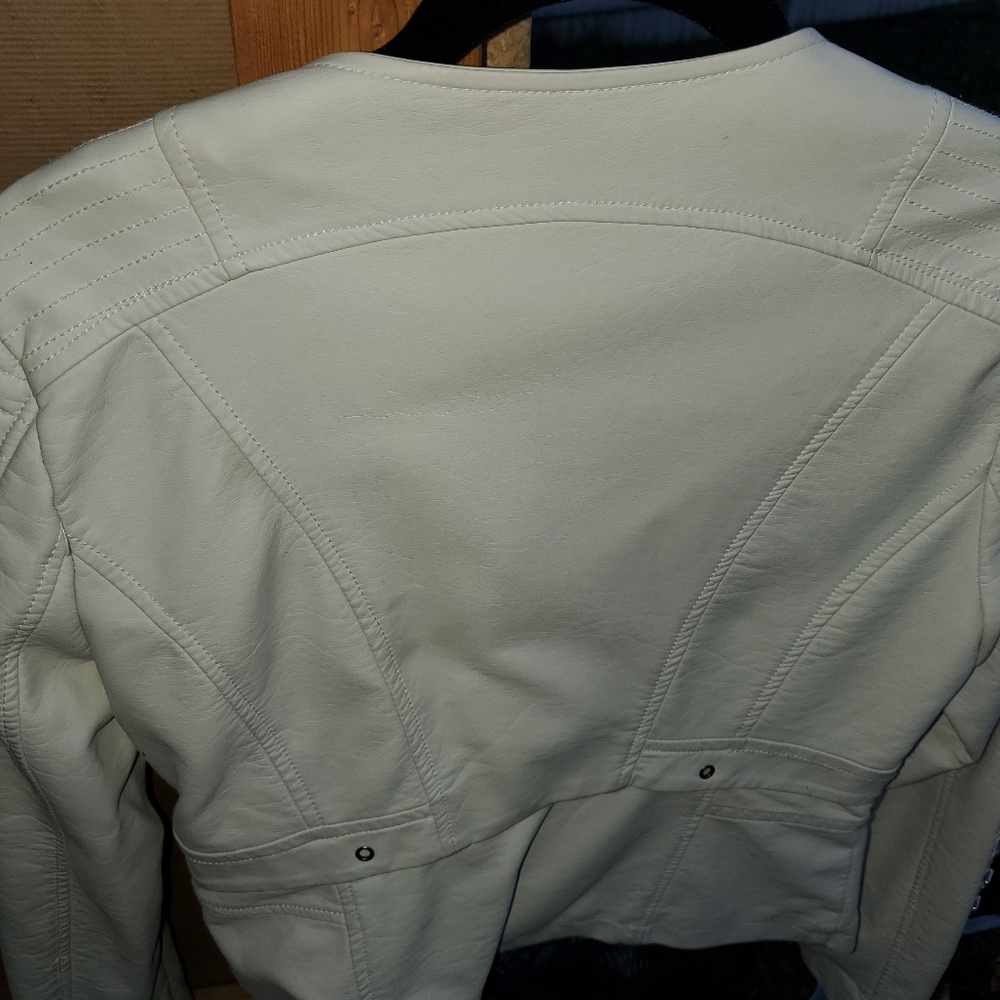 Jacket ♥️SOLD♥️ - Picture 4 of 4